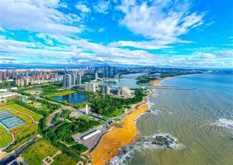 Le Pavillon du Soleil, un joyau lumineux sur la plage de Rizhao!